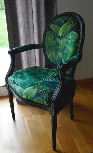 Tapisserie fauteuil style Louis XVI feuillage